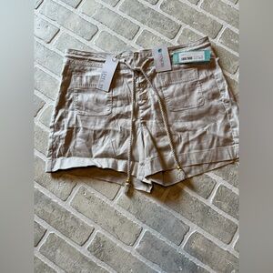 Level 99 Emily Linen Shorts Off White